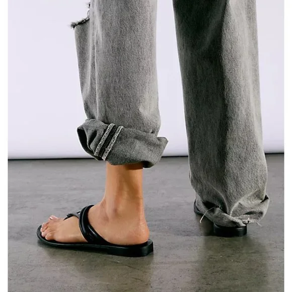 🎉 LAST CHANCE🎉 FREE PEOPLE Kayla Soft Strappy Sandals / Black - Picture 3 of 12
